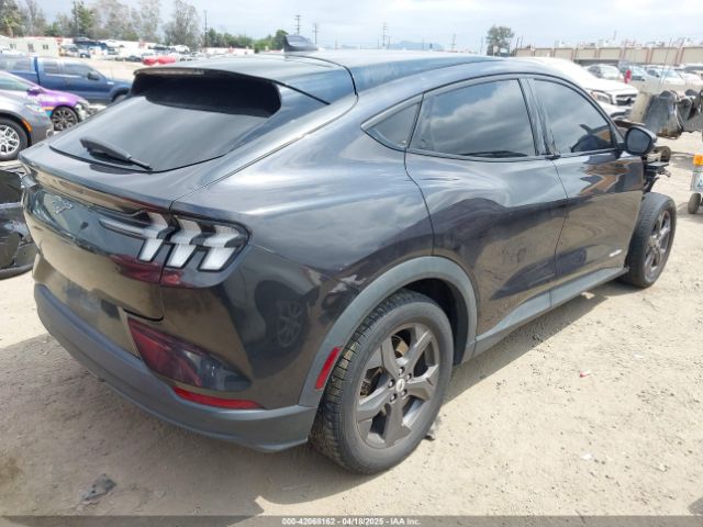 2022 FORD MUSTANG MACH-E 3FMTK1RM3NMA14588 Photo 3