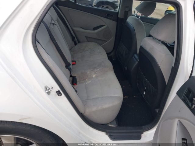 KNAGM4A77F5622299 KIA Optima Lx