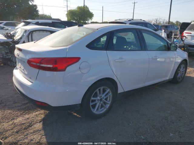 1FADP3F23JL328462 Ford FOCUS SE