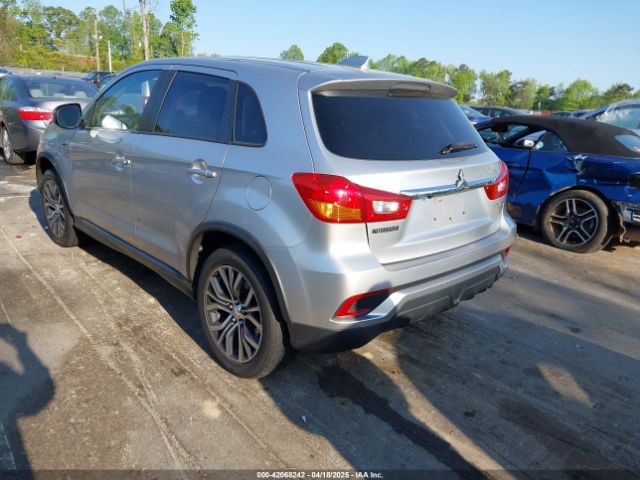 2018 MITSUBISHI OUTLANDER SPORT JA4AP3AU1JU024931 Photo 2