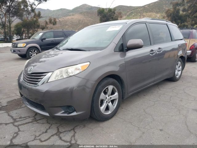 2015 TOYOTA SIENNA 5TDKK3DCXFS542382 Photo 1