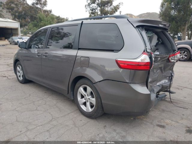 2015 TOYOTA SIENNA 5TDKK3DCXFS542382 Photo 2