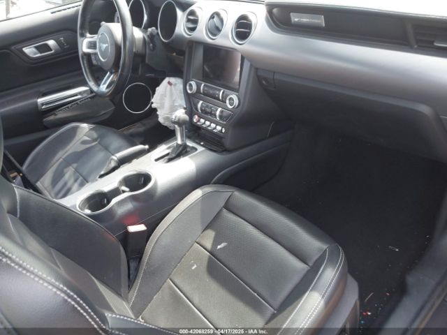 2022 FORD MUSTANG 1FA6P8TH2N5104155 Photo 4