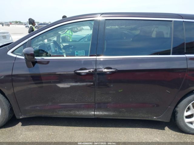 2C4RC1FG6JR112415 Chrysler Pacifica Touring Plus