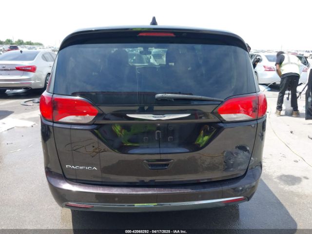 2C4RC1FG6JR112415 Chrysler Pacifica Touring Plus