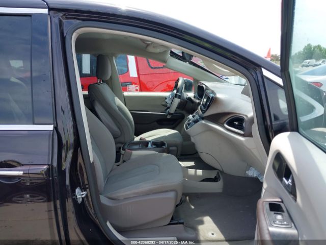 2018 CHRYSLER PACIFICA 2C4RC1FG6JR112415 Photo 4