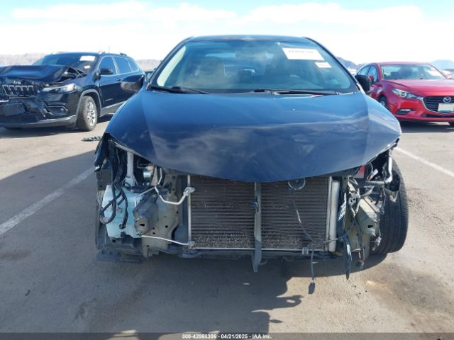 5YFBURHE5GP383533 Toyota COROLLA LE