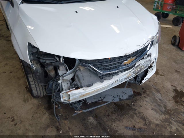 1G1JG6SH0J4104044 Chevrolet Sonic Lt Auto