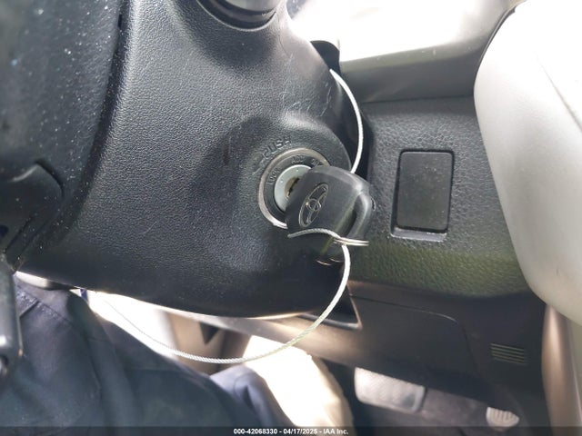 Toyota Rav4 Xle 2015 JTMWFREV6FJ034187 Image 11