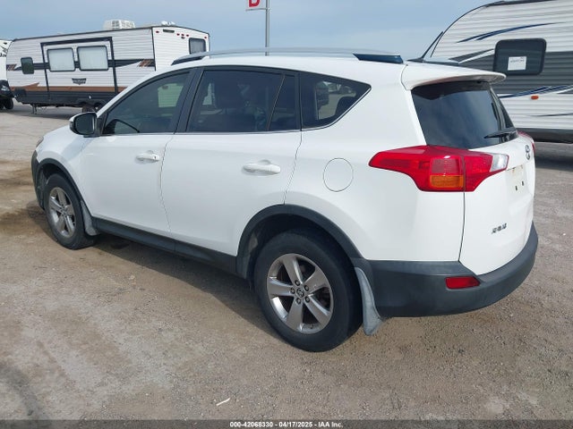 Toyota Rav4 Xle 2015 JTMWFREV6FJ034187 Image 3