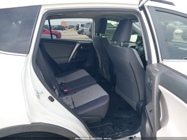 Toyota Rav4 Xle 2015 JTMWFREV6FJ034187 Image 8