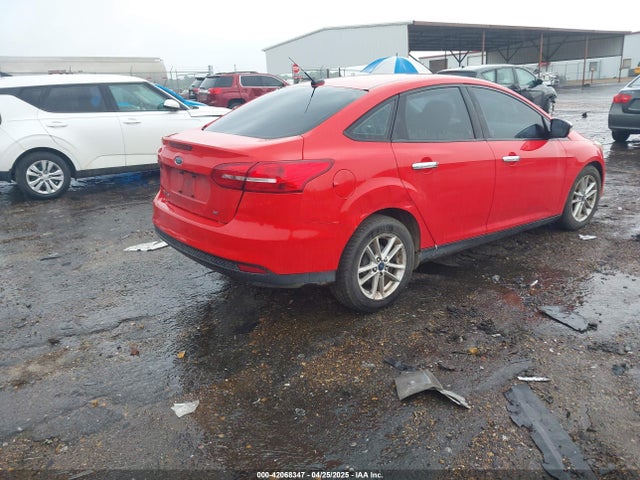 1FADP3F22HL227780 Ford FOCUS SE