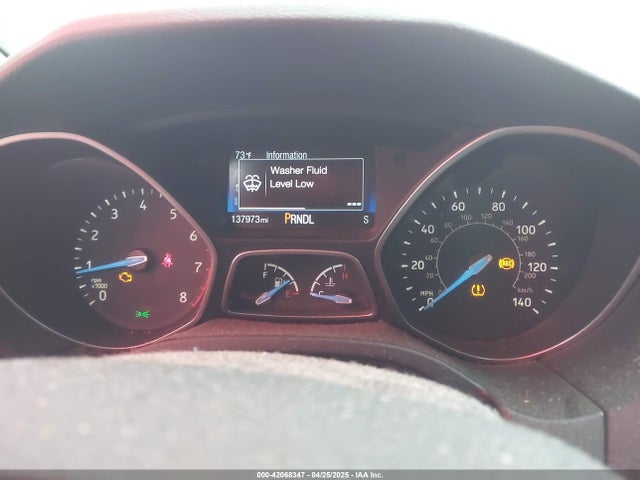 1FADP3F22HL227780 Ford FOCUS SE