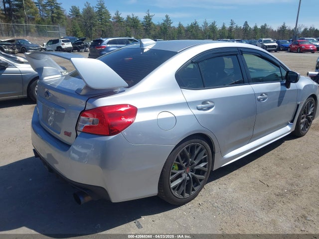 JF1VA2R66K9812493 Subaru 2019