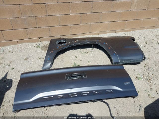 3TYAZ5CN8PT042149 Toyota Tacoma Trd Off Road
