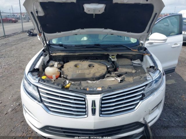 5LMCJ1C96JUL13812 Lincoln Mkc Premiere