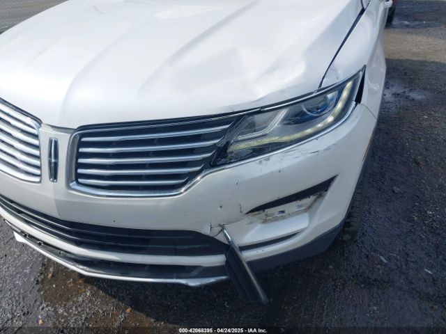 5LMCJ1C96JUL13812 Lincoln Mkc Premiere
