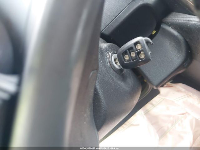 4T1BF1FK1EU781984 Toyota CAMRY SE