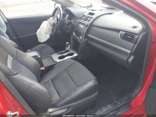 4T1BF1FK1EU781984 Toyota CAMRY SE