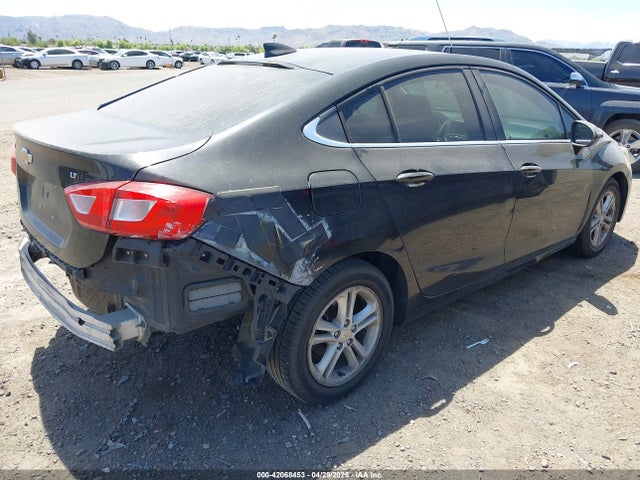 1G1BE5SM0J7243025 Chevrolet Cruze Lt Auto
