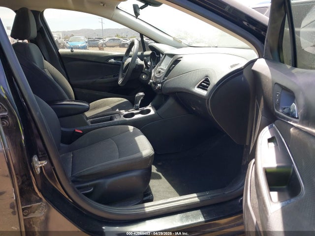 1G1BE5SM0J7243025 Chevrolet Cruze Lt Auto