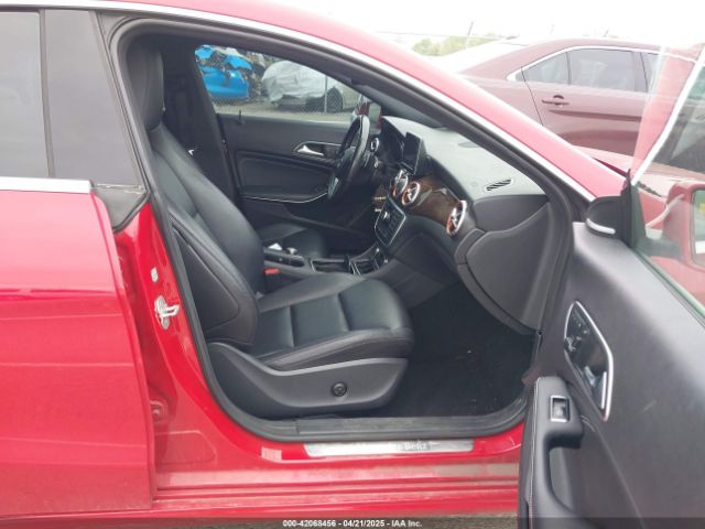 2014 MERCEDES-BENZ CLA 250 WDDSJ4EB3EN152779 Photo 4