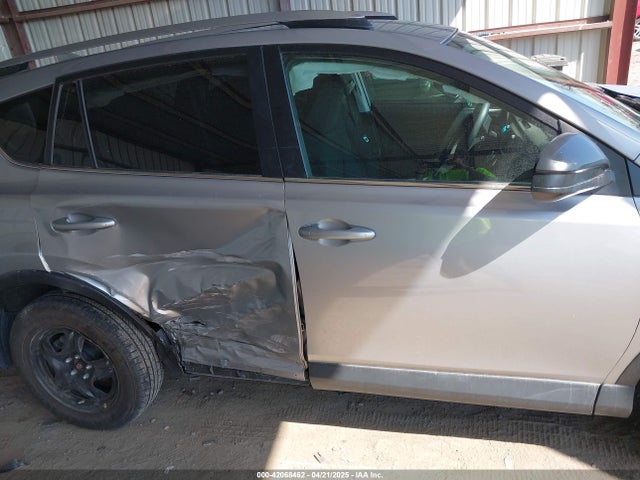 Toyota RAV4 LE 2017 2T3BFREVXHW574936 Image 13
