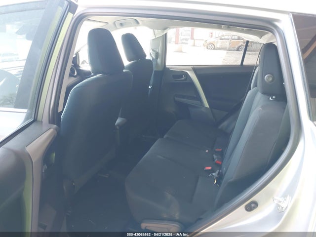 Toyota RAV4 LE 2017 2T3BFREVXHW574936 Image 8