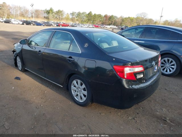 4T1BD1FK8EU113508 Toyota Camry Hybrid Le