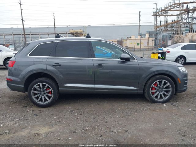 WA1LHAF70JD054404 Audi Q7 2.0t Premium