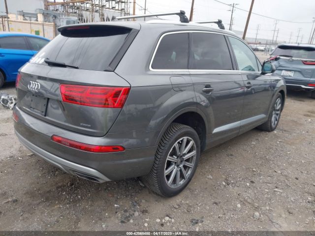 WA1LHAF70JD054404 Audi Q7 2.0t Premium