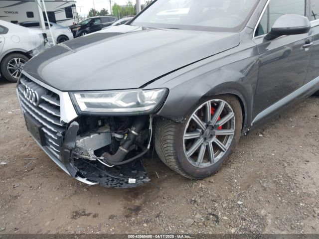WA1LHAF70JD054404 Audi Q7 2.0t Premium