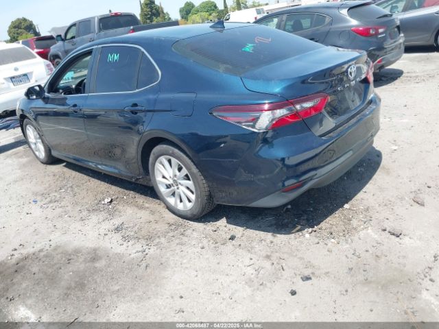 4T1C11AK9MU564529 Toyota CAMRY LE