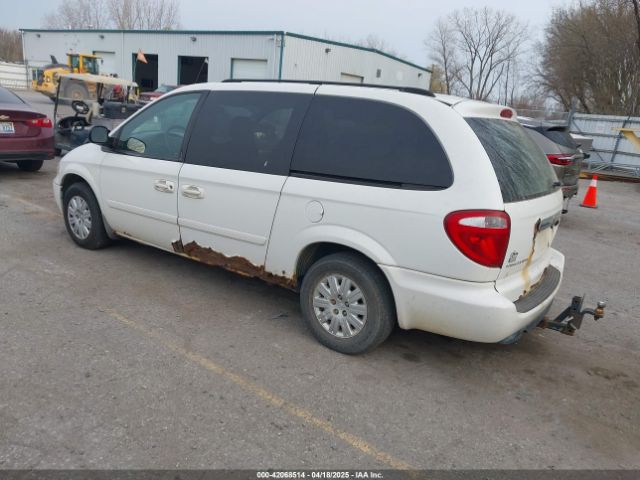 2006 CHRYSLER TOWN & COUNTRY 2A4GP44R06R897517 Photo 2