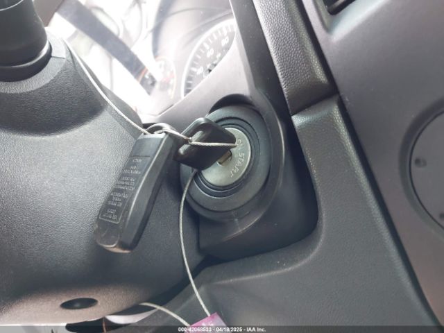 1N6BA0ED8EN505700 Nissan TITAN SV