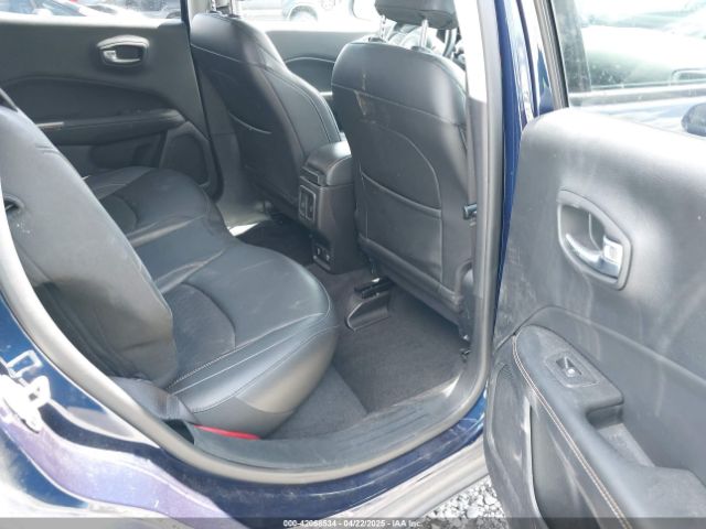 3C4NJDBB3KT846931 Jeep Compass Latitude 4x4