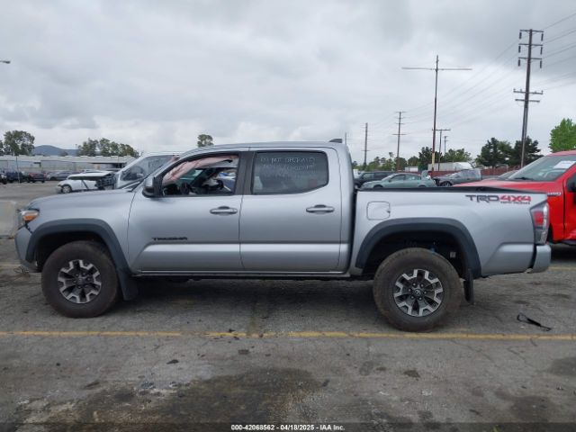3TMCZ5AN3MM374132 Toyota Tacoma 4wd Trd Off Road