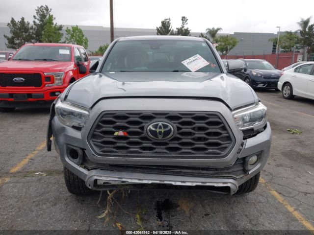 3TMCZ5AN3MM374132 Toyota Tacoma 4wd Trd Off Road