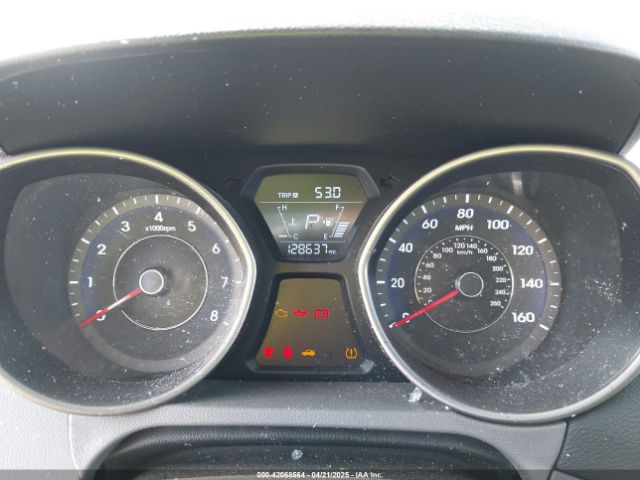5NPDH4AE1GH681813 Hyundai ELANTRA SE
