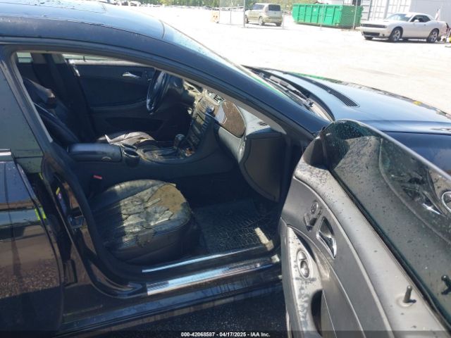 2007 MERCEDES-BENZ CLS 550 WDDDJ72X17A113712 Photo 4