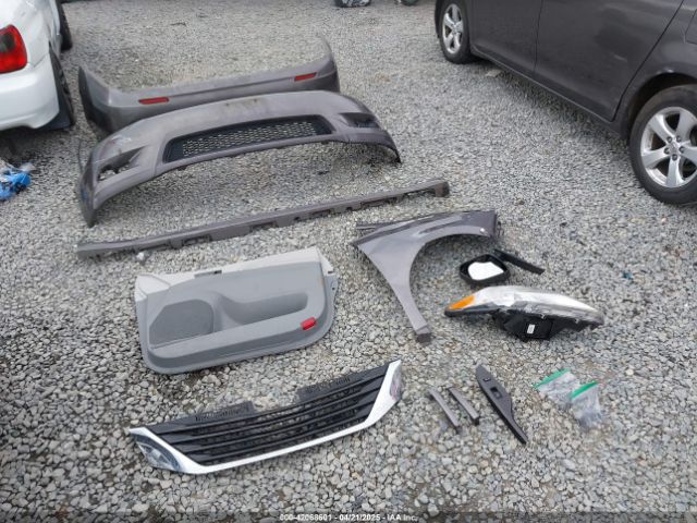 5TDKK3DC8ES492936 Toyota Sienna Le V6 8 Passenger