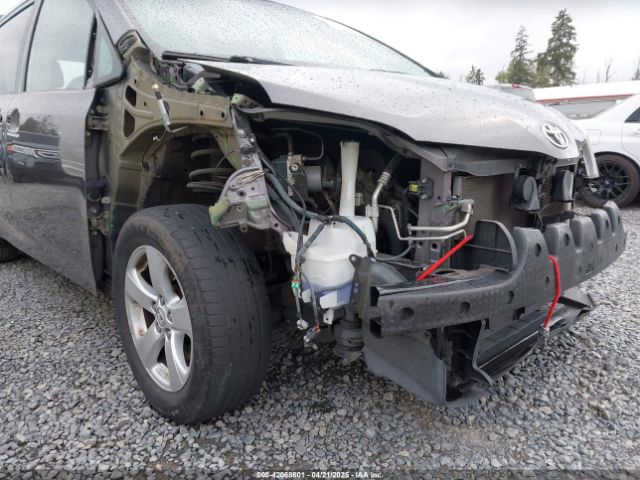 5TDKK3DC8ES492936 Toyota Sienna Le V6 8 Passenger