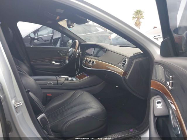 WDDUG8CB7FA195614 Mercedes-Benz S 550