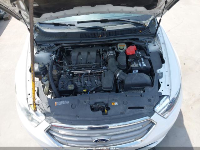 1FAHP2D8XFG105029 Ford TAURUS SE