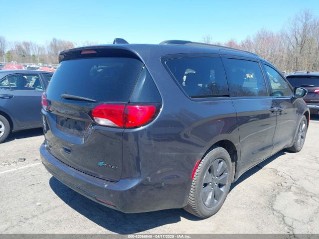 2019 CHRYSLER PACIFICA HYBRID 2C4RC1N71KR722189 Photo 3