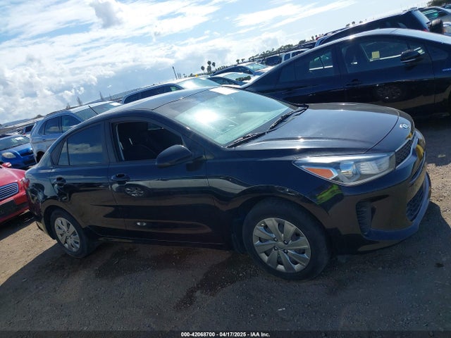 3KPA24AB1KE201390 KIA RIO S