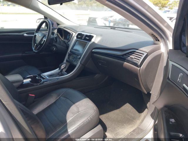 3FA6P0H75GR275015 Ford FUSION SE