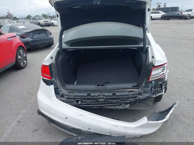 2012 AUDI A4 WAUEFAFL3CA111293 Photo 5