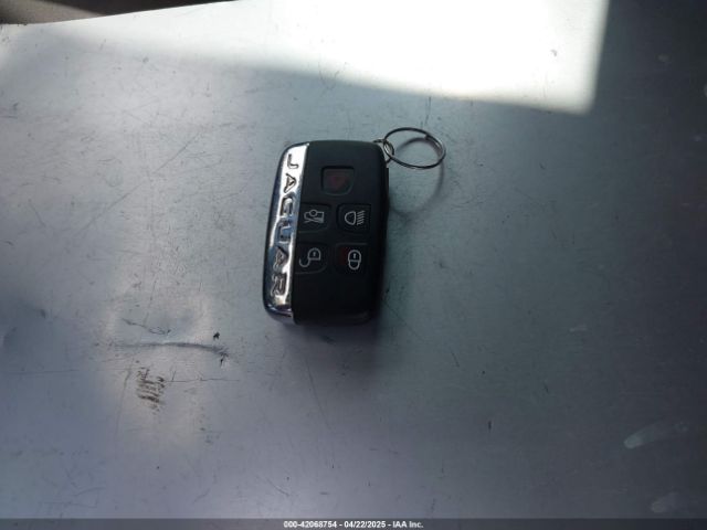 SAJWA6FU9G8K33585 Jaguar F-TYPE S