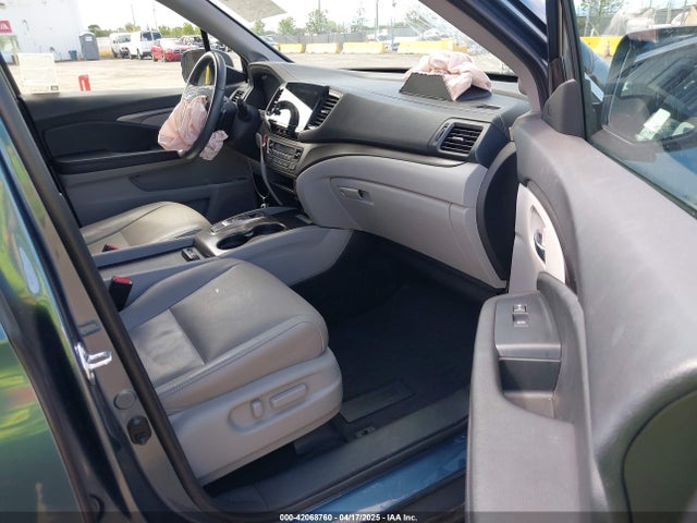 5FNYF6H26NB015556 Honda Pilot Awd Special Edition